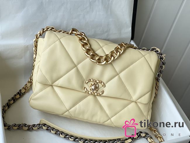 Chanel 19 Beige Lambskin Handbag - 30x20x10cm - 1