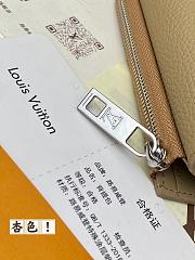 Louis Vuitton M82410 Slender Pilot Apricot Wallet - 11x8.5x2cm - 2