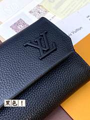 Louis Vuitton M82410 Slender Pilot Black Wallet - 11x8.5x2cm - 2