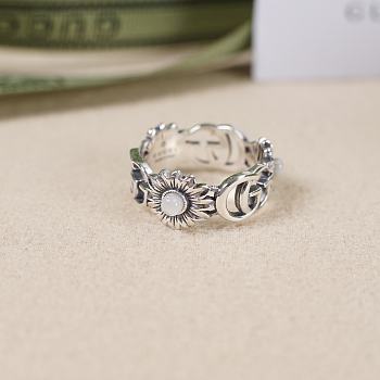 Gucci Daisy Sliver Rings