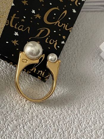 Dior Pearl Gold Ring