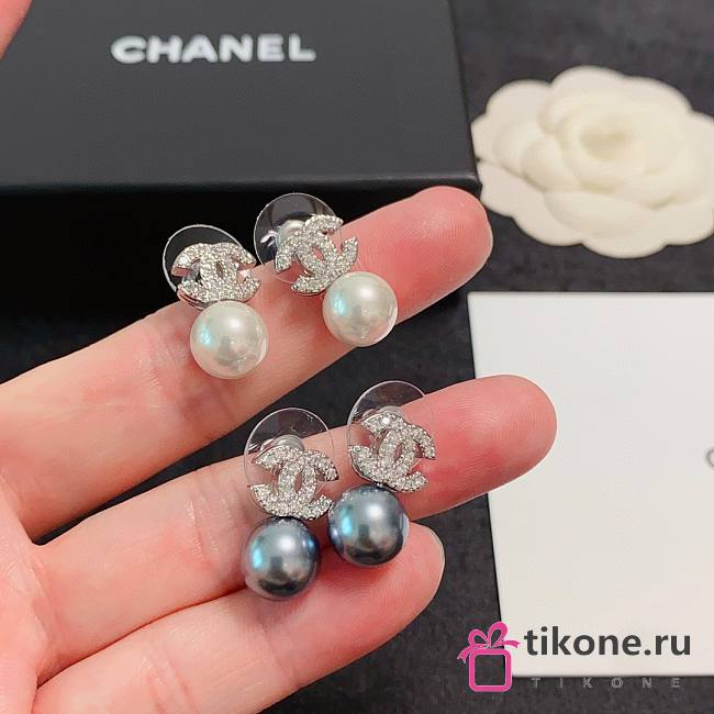 Chanel Pearl Earrings - 1