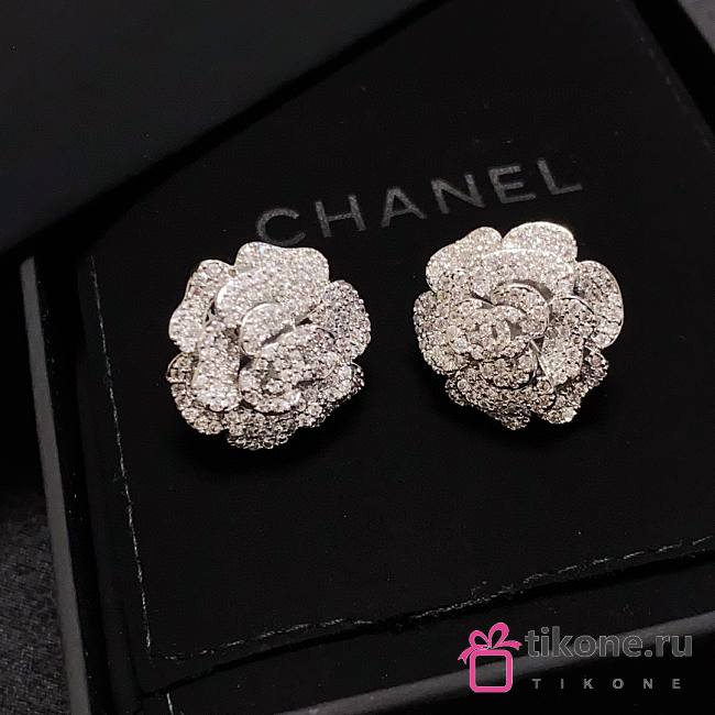 Chanel Silver Flowers Earrings - 1