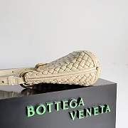 Bottega Veneta Small Clicker In Porridge Shoulder Bag - 27x19x11.5cm  - 3