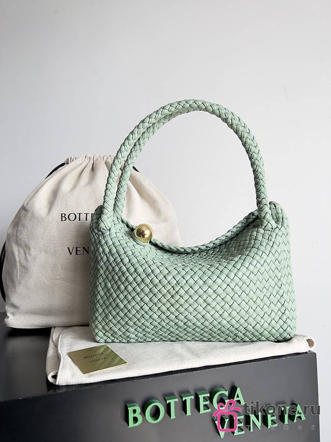 Bottega Veneta Tosca Green Shoulder Bag - 27x18x8cm - 1