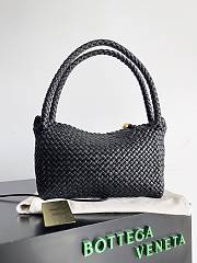 Bottega Veneta Tosca Black Shoulder Bag - 27x18x8cm - 3