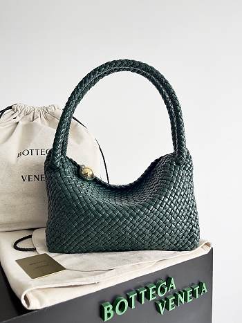 Bottega Veneta Emerald Green Tosca Shoulder Bag - 27x18x9cm