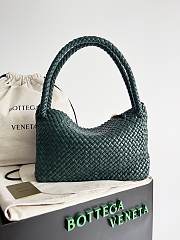 Bottega Veneta Emerald Green Tosca Shoulder Bag - 27x18x9cm - 6