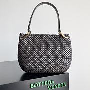 Bottega Veneta Clicker In Fondant Shoulder Bag - 38x25x10cm - 1