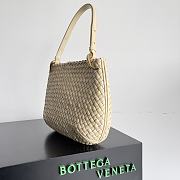 Bottega Veneta Clicker In Beige Shoulder Bag - 38x25x10cm - 3