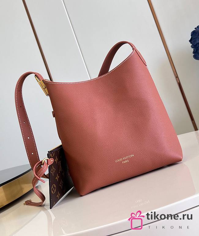 LV Low Key Hobo PM Bag Cognac M25352 - 24x28x16cm - 1