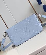 LV Multi Pochette Accessoires Blue Washed M47173 - 25x14.5x4.5cm - 2