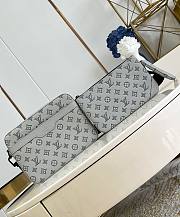 LV Trio Messenger Monogram Shadow Leather Anthracite Gray M46603 - 25x18.5x7cm - 4