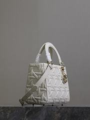 Medium Lady Dior Bag White Graphic Cannage Calfskin - 24×20×11cm - 3