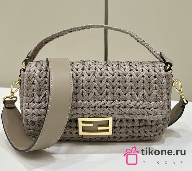 Fendi Baguette Dove Grey Leather and Interlaced Fibre Bag - 27x15x6cm - 1