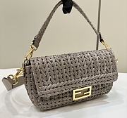 Fendi Baguette Dove Grey Leather and Interlaced Fibre Bag - 27x15x6cm - 2