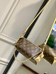 LV Bloom Pouch Banana Yellow M11672 - 22.5x13x13cm - 1