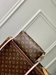 LV Bloom Pouch Rose Jasmin M11303 - 22.5x13x13cm - 2