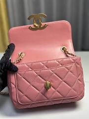 CC Mini Flap Bag Shiny Lambskin & Gold Plated Metal Pink - 13.5×19×7cm - 3