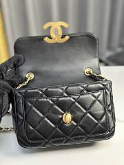 CC Mini Flap Bag Shiny Lambskin & Gold Plated Metal Black - 13.5×19×7cm - 6