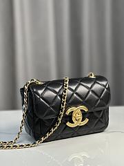 CC Mini Flap Bag Shiny Lambskin & Gold Plated Metal Black - 13.5×19×7cm - 3