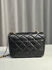 CC Mini Flap Bag Shiny Lambskin & Gold Plated Metal Black - 13.5×19×7cm - 2