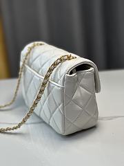 CC Mini Flap Bag Shiny Lambskin & Gold Plated Metal White - 13.5×19×7cm - 5