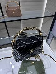 Chanel Clutch with Strap Lambskin & Gold Plated Metal Black - 14×18.5×7cm - 6