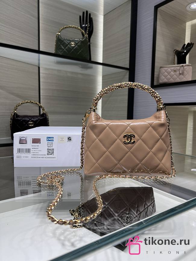 Chanel Clutch with Strap Lambskin & Gold Plated Metal Beige - 14×18.5×7cm - 1