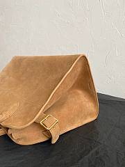 The Row Soft Margaux 15 Bag in Suede Gold - 38×24×27cm - 2