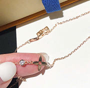 LV Idylle Blossom Pendant Pink Gold And Diamond Q93281 - 3