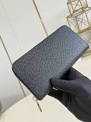 LV Zippy Wallet Horizontal Taiga Leather M31071 - 21x2.5x10cm - 2