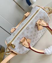 LV Speedy Bandoulière 20 Polyamide Mastic M12747 - 20.5x13.5x12cm - 3