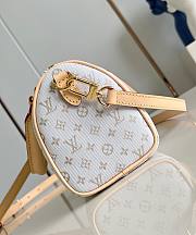 LV Speedy Bandoulière 20 Polyamide Mastic M12747 - 20.5x13.5x12cm - 2