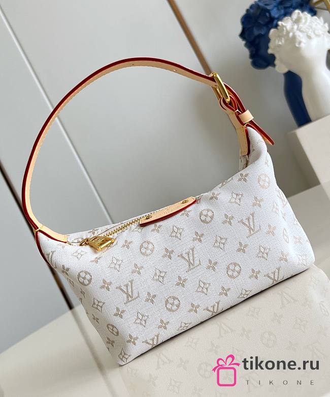 LV Hills Pochette Polyamide Mastic M12433 - 18.5x11x6.5cm - 1