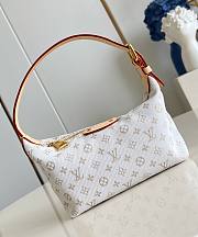 LV Hills Pochette Polyamide Mastic M12433 - 18.5x11x6.5cm - 1