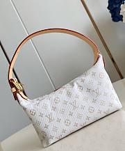 LV Hills Pochette Polyamide Mastic M12433 - 18.5x11x6.5cm - 4