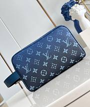 LV Locker Dopp Kit Navy Blue M11559 - 23x13x12cm - 1