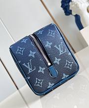 LV Locker Dopp Kit Navy Blue M11559 - 23x13x12cm - 2