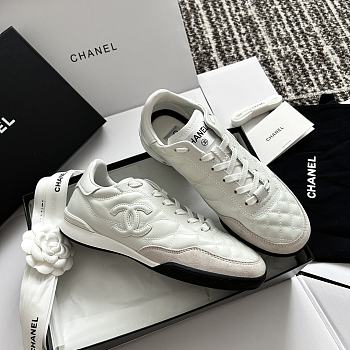 Chanel Sneaker White 14221