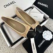 Chanel Ballet Flats Lambskin Beige & Black 10mm - 2