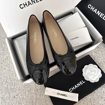 Chanel Ballet Flats Lambskin & Patent Calfskin Black 10mm