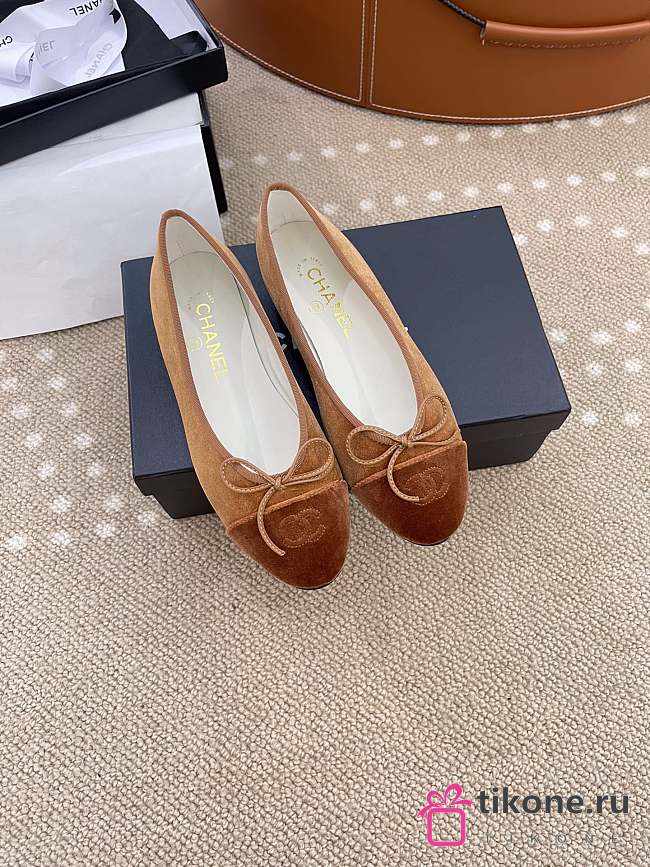 Chanel Ballet flats Velvet Light Brown & Brown 10mm - 1