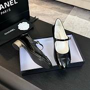 Chanel Mary Janes Shiny Calfskin & Patent Calfskin Black 35mm - 4