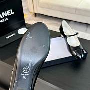 Chanel Mary Janes Shiny Calfskin & Patent Calfskin Black 35mm - 5