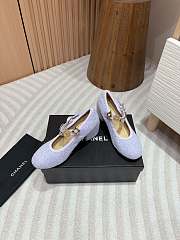 Chanel Mary Janes Iridescent Wool Tweed, Imitation Pearls, Strass & Metal Lilac 60mm  - 1