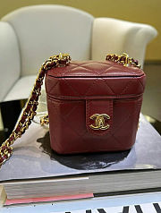 Chanel Clutch With Chain Enamel Gold Metallic Burgundy - 8.5×11×7cm - 3