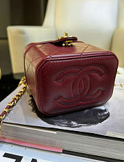 Chanel Clutch With Chain Enamel Gold Metallic Burgundy - 8.5×11×7cm - 4