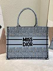 Medium Dior Book Tote Pale Blue and Black Miss Dior Allover Embroidery - 36x27.5x16.5cm - 1