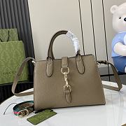 Gucci Small Tote Bag With Hook Closure Beige - 24x17.5x8.5cm - 1